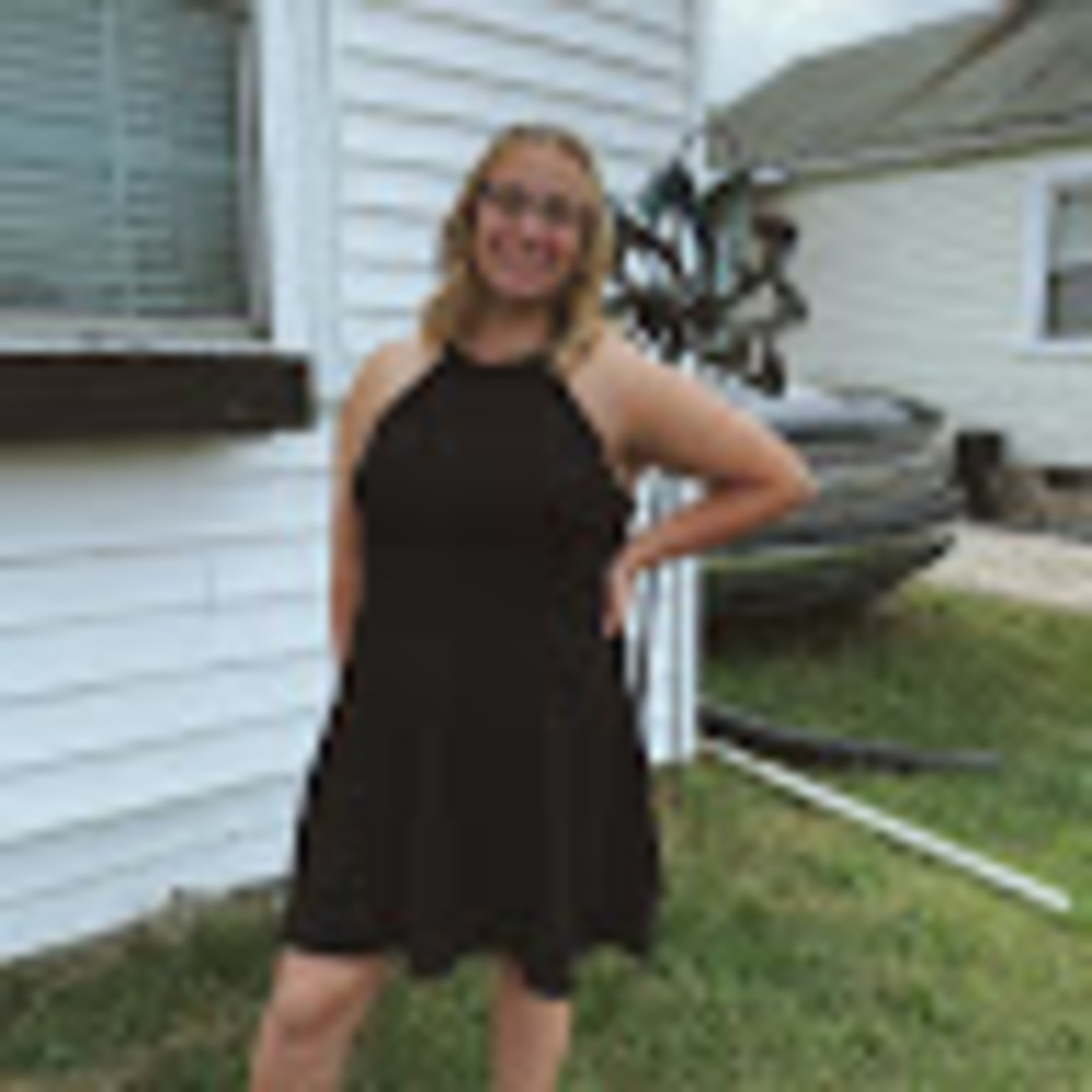 Meet your Posher, Emma